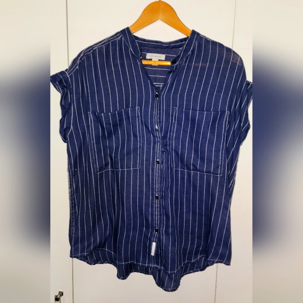 Calvin Klein cap sleeve blouse, size L, poly/cotton. Blue w/white pinstripes
